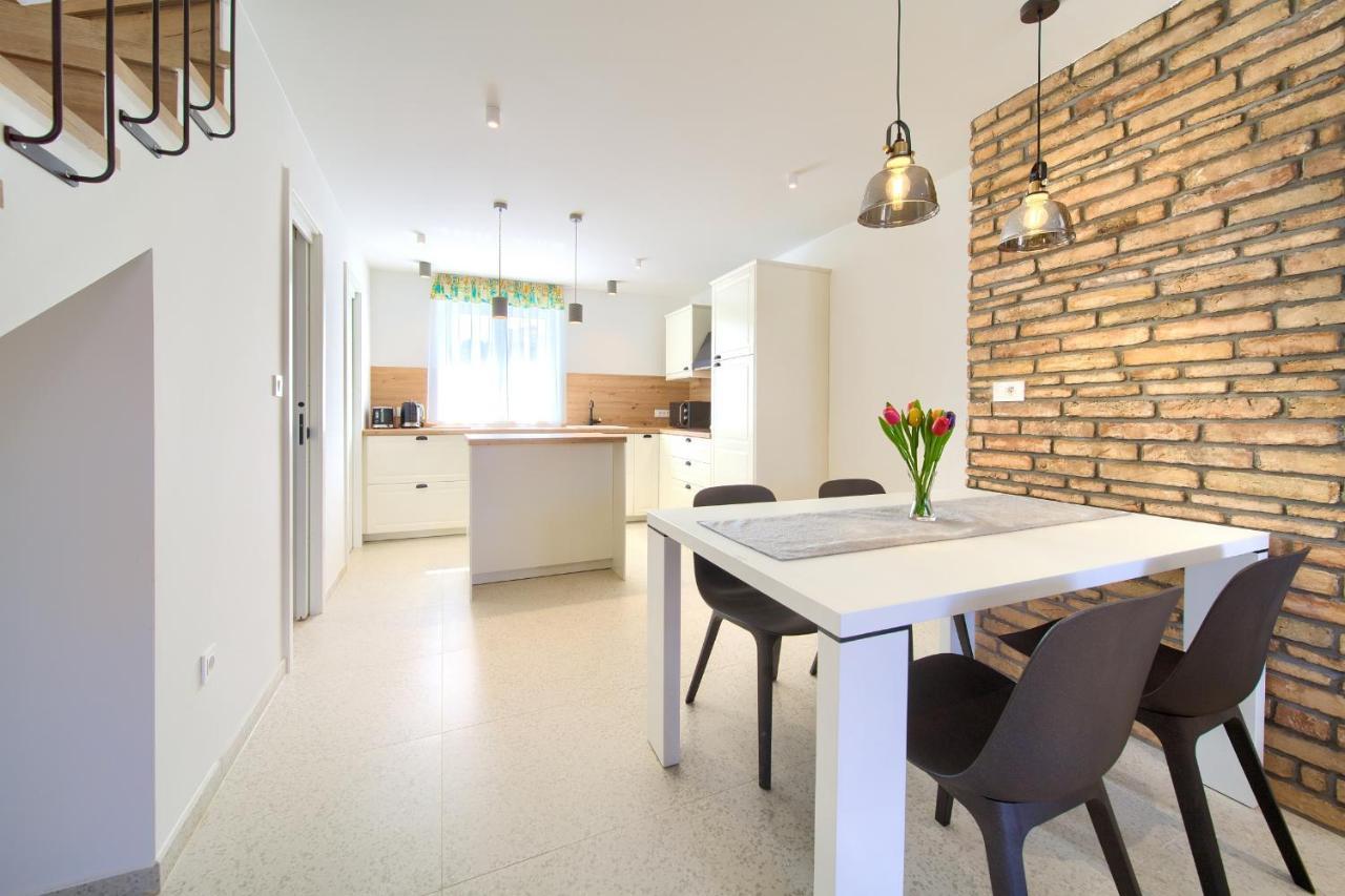 Apartman Placa Нивице Экстерьер фото